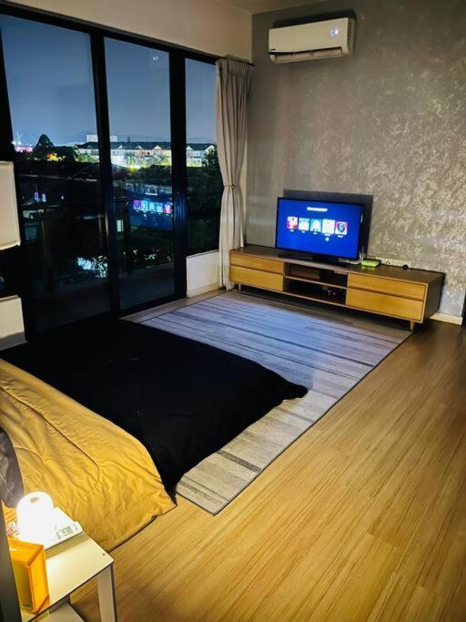 Apartment Huge View Balcony - Netflix Subang Jaya